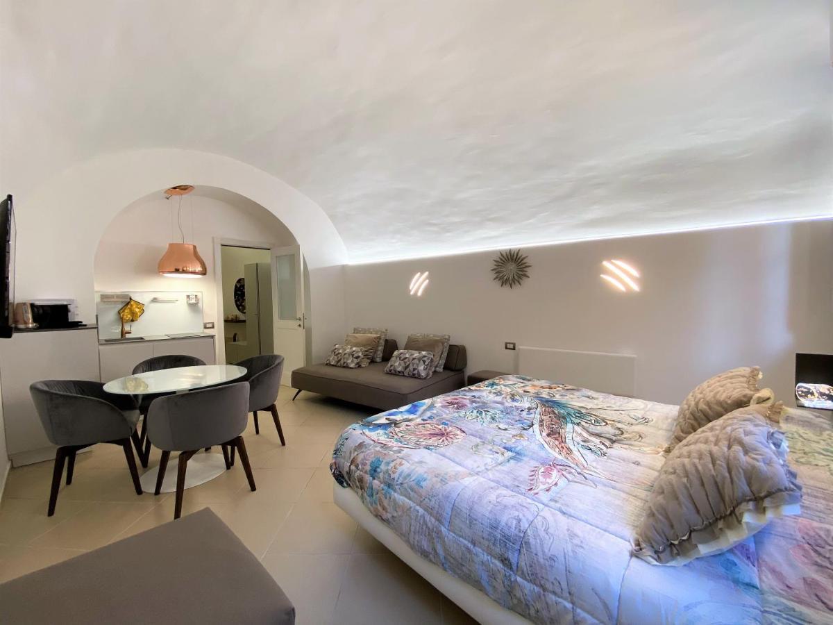 Violante House-Appartamento In Centro Storico Сиена Экстерьер фото